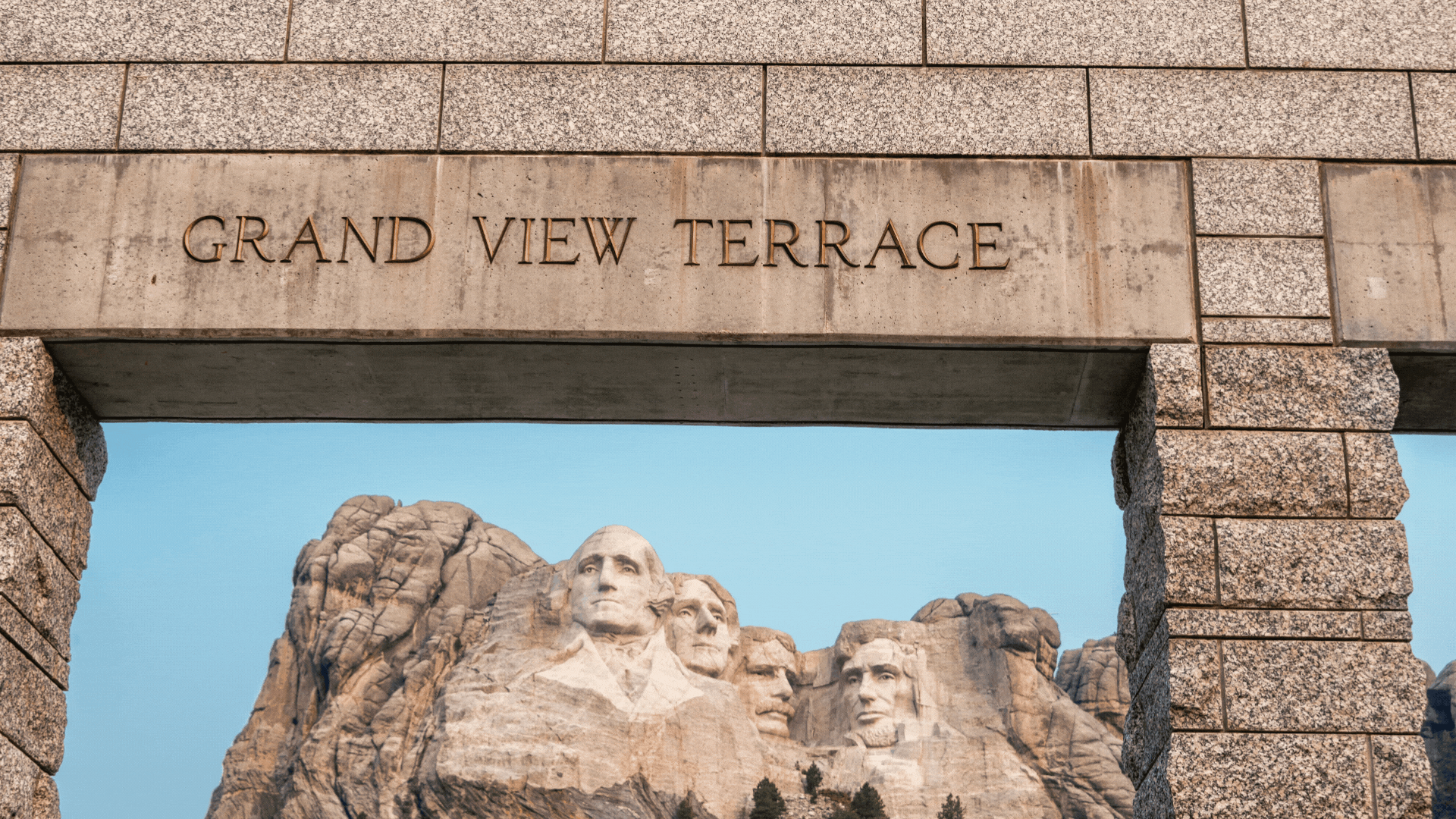 mount_rushmore3_USA_RSM_Tours.jpg